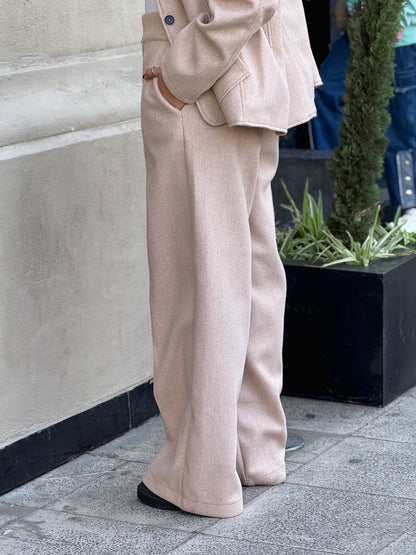 STRUCTURED WIDE LEG TROUSERS in beige