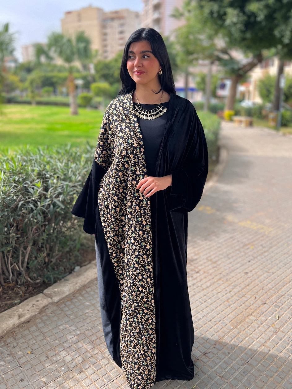 Noir Elegance Qaftan